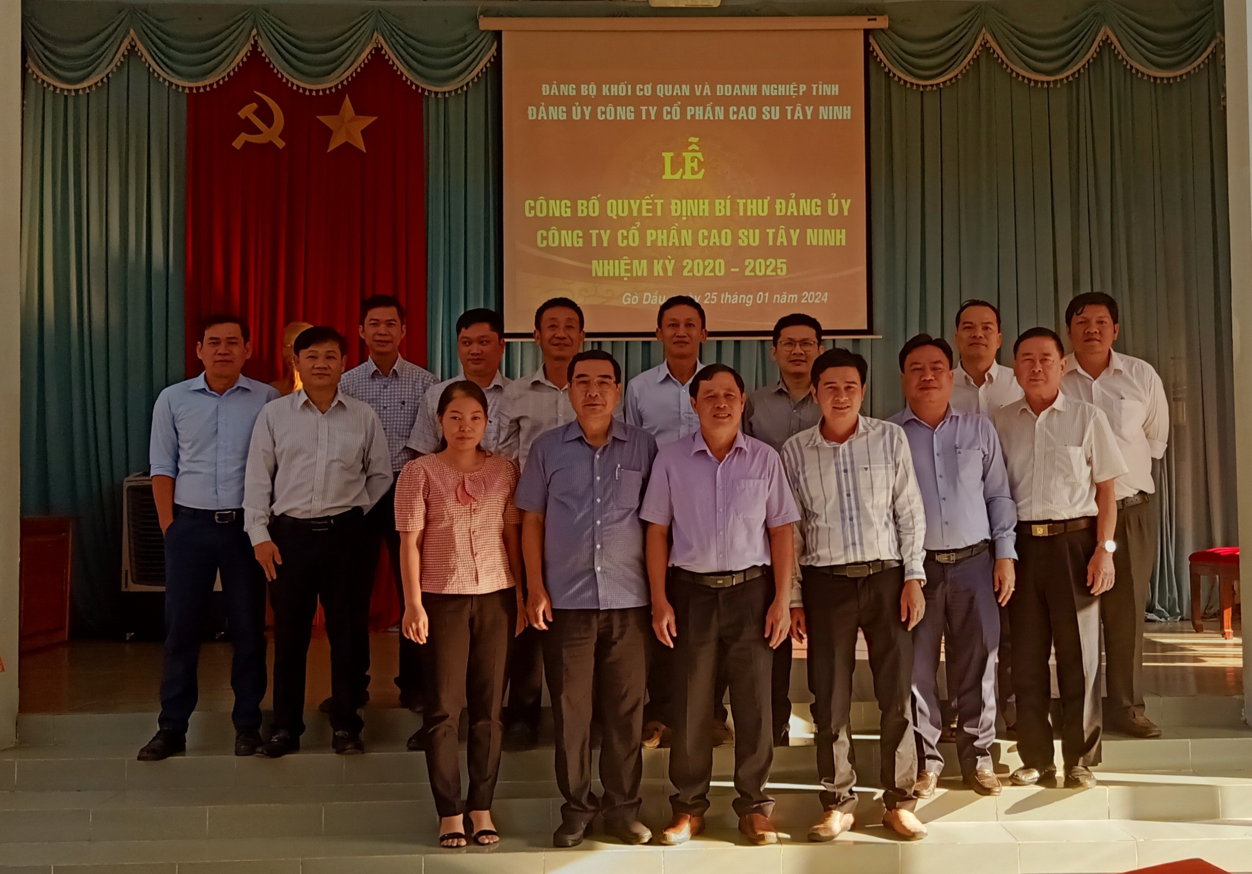 Lễ công bố quyết định Bí thư Đảng uỷ Công ty cổ phần cao su Tây Ninh